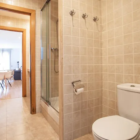 41par1022 - Luminous In Sant Antoni Barcellona